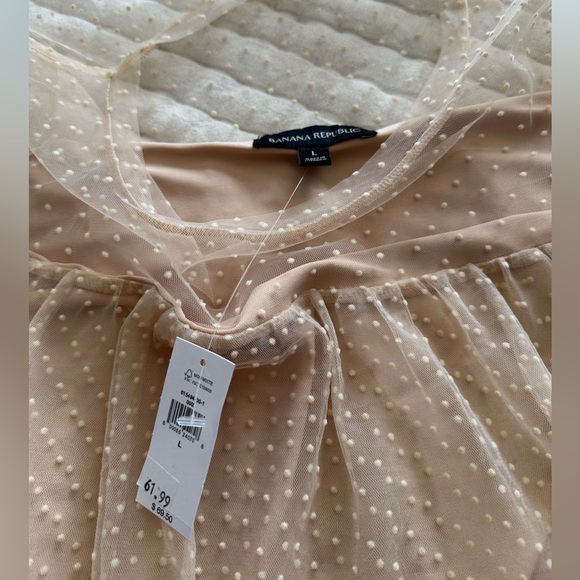 Banana Republic Cream Long Sleeve Boxy Blouse, size large - Picture 7 of 10